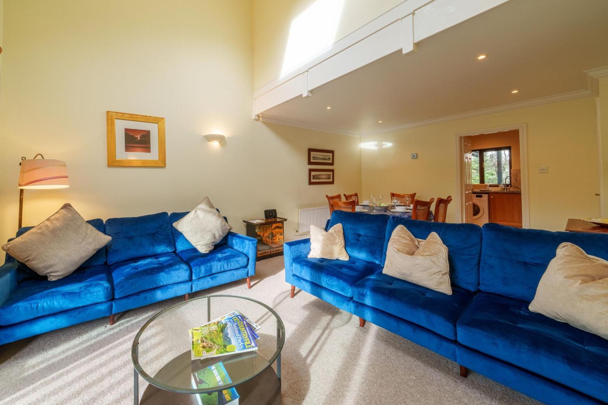 Tree Tops At The Falls - Great For Families, Central Location With Parking Ambleside Exterior photo